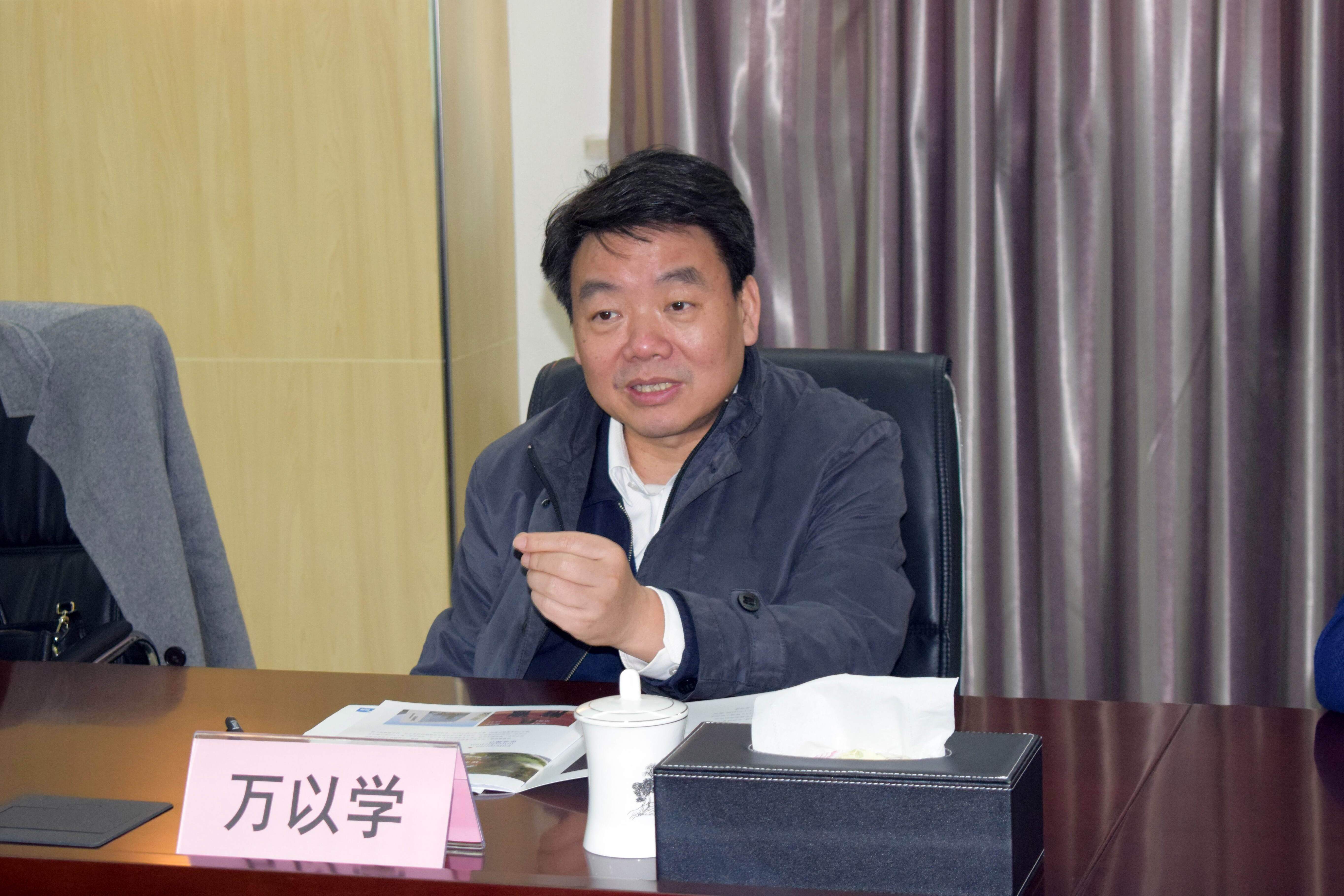 ����app�콢(�й���)_�������Ź���